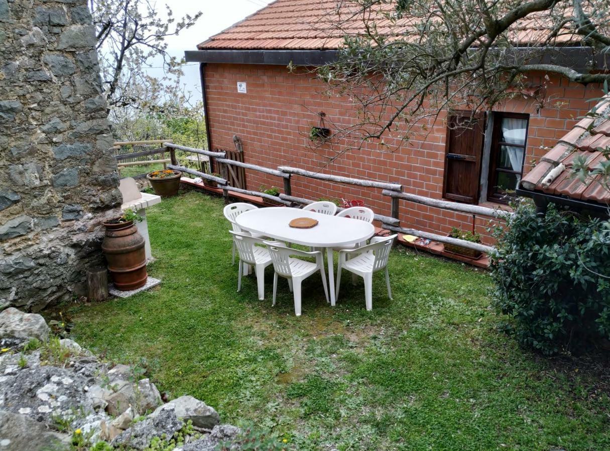Tra er Boscu er Maa Villa Volastra Exterior foto